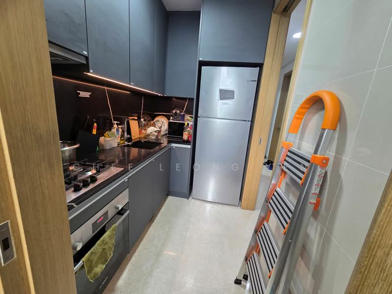 M Suites, 65 Lorong Melayu, Room Rental, 150 sqft, Condominium For Rent, by Chee Leong Yen, 500120807 - Kitchen - PropertyGuru.com.sg