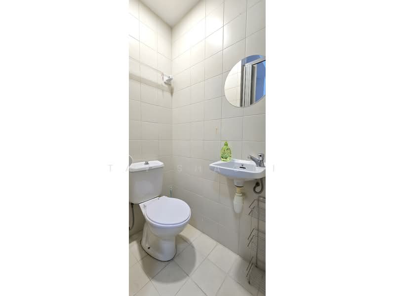 Blue Horizon, 27 West Coast Crescent, Room Rental, 120 sqft, Condominium For Rent, by Tay Shaoqi, 500120819 - Bathroom - PropertyGuru.com.sg