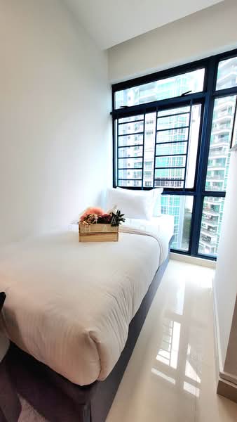 Blue Horizon, 27 West Coast Crescent, Room Rental, 120 sqft, Condominium For Rent, by Tay Shaoqi, 500120829 - Bedroom - PropertyGuru.com.sg