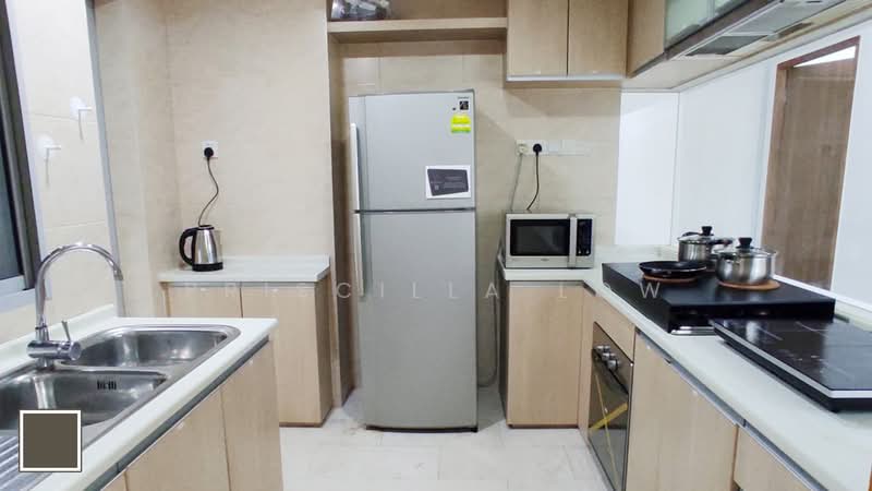 The Lakeshore, 31 Jurong West Street 41, Room Rental, 120 sqft, Condominium For Rent, by Priscilla Low, 500120836 - Kitchen - PropertyGuru.com.sg