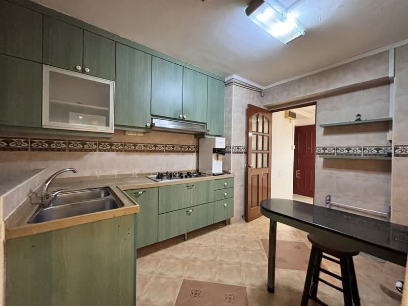 94B Bedok North Avenue 4, 94B Bedok North Avenue 4, 4 Bedrooms, 1,517 sqft, HDB Flat For Sale, by Veronica Lee, 500120837 - Kitchen - PropertyGuru.com.sg