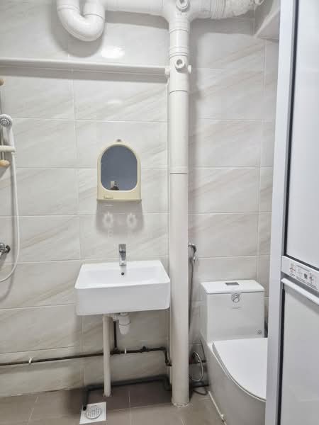 14 Toh Yi Drive, 14 Toh Yi Drive, 2 Bedrooms, 1,119 sqft, HDB Flat For Sale, by Babu ., 500120838 - Bathroom - PropertyGuru.com.sg
