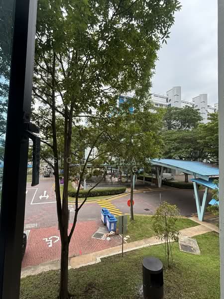416 Ang Mo Kio Avenue 10, 416 Ang Mo Kio Avenue 10, Room Rental, 200 sqft, HDB Flat For Rent, by Soh Liang Liang, 500120845 - Common room view - PropertyGuru.com.sg