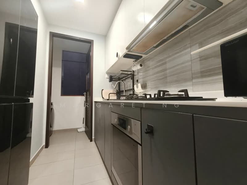 The Brownstone, 158 Canberra Drive, 3 Bedrooms, 915 sqft, Executive Condominium For Rent, by Margaret Ng, 500120848 - Kitchen - PropertyGuru.com.sg