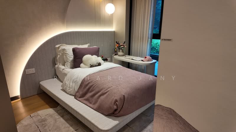 The Hillshore, 292 Pasir Panjang Rd, 3 Bedrooms, 1,055 sqft, Condominium For Sale, by Richard Jany, 500120851 - Bedroom - PropertyGuru.com.sg