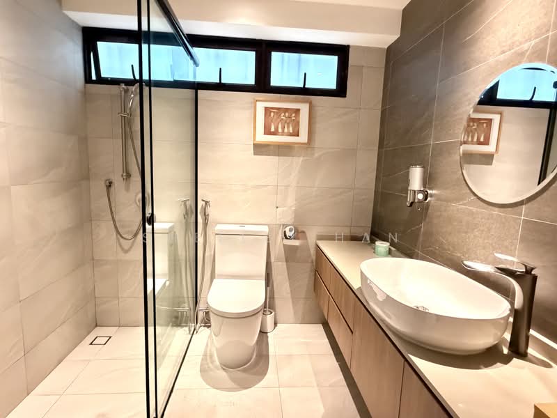 Garden Apartment, 25 Orange Grove Road, 3 Bedrooms, 2,476 sqft, Apartment For Sale, by Shelley Han, 500120854 - Bathroom - PropertyGuru.com.sg