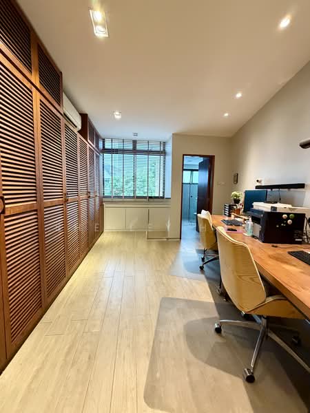 Garden Apartment, 25 Orange Grove Road, 3 Bedrooms, 2,476 sqft, Apartment For Sale, by Shelley Han, 500120854 - Study - PropertyGuru.com.sg