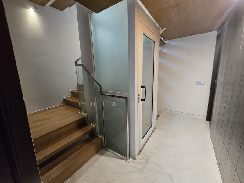 Whitley Road Modern Semi Detached for Sale, Whitley Road, 5 Bedrooms, 4,650 sqft, Semi-Detached House For Sale, by Chia S M, 500120857 - Interior - PropertyGuru.com.sg