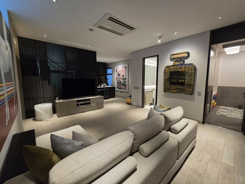 Whitley Road Modern Semi Detached for Sale, Whitley Road, 5 Bedrooms, 4,650 sqft, Semi-Detached House For Sale, by Chia S M, 500120857 - Living Room - PropertyGuru.com.sg