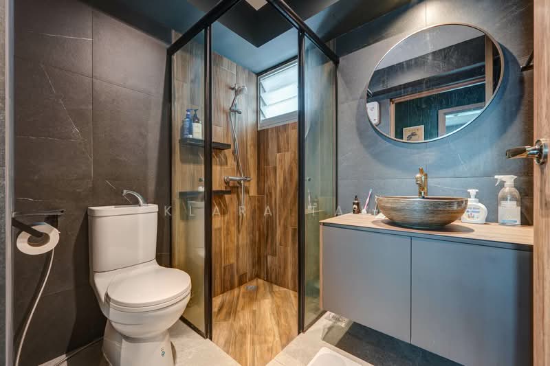 422B Northshore Drive, 422B Northshore Dr, 3 Bedrooms, 1,001 sqft, HDB Flat For Sale, by Klara Tay, 500120859 - Bathroom - PropertyGuru.com.sg