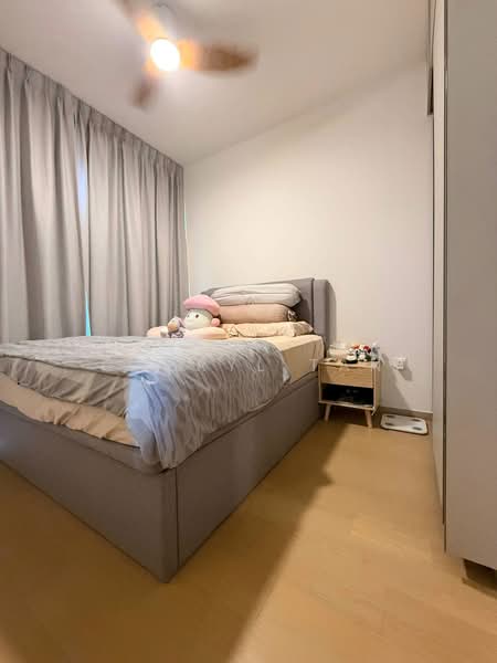 Midwood, 8 Hillview Rise, 2 Bedrooms, 786 sqft, Condominium For Sale, by Cheryl Tan, 500120870 - Bedroom - PropertyGuru.com.sg