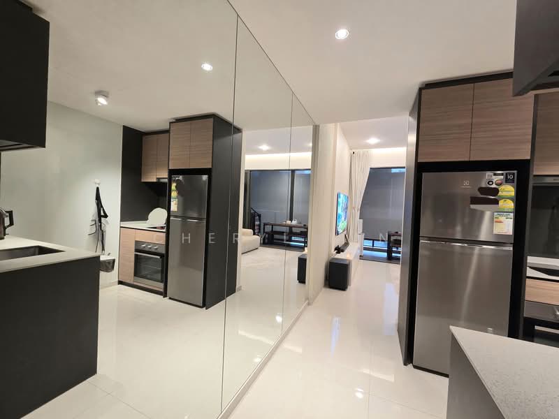 Midwood, 8 Hillview Rise, 2 Bedrooms, 786 sqft, Condominium For Sale, by Cheryl Tan, 500120870 - Kitchen - PropertyGuru.com.sg