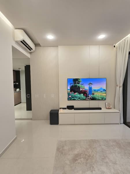Midwood, 8 Hillview Rise, 2 Bedrooms, 786 sqft, Condominium For Sale, by Cheryl Tan, 500120870 - Living Room - PropertyGuru.com.sg