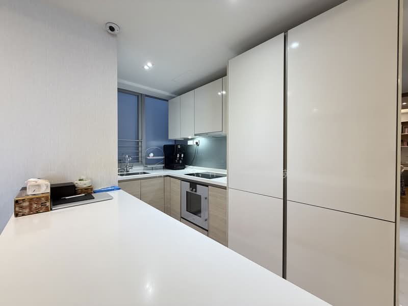 V on Shenton, 5 Shenton Way, 3 Bedrooms, 1,356 sqft, Condominium For Sale, by Jaden Shi 石英才, 500120871 - Kitchen - PropertyGuru.com.sg