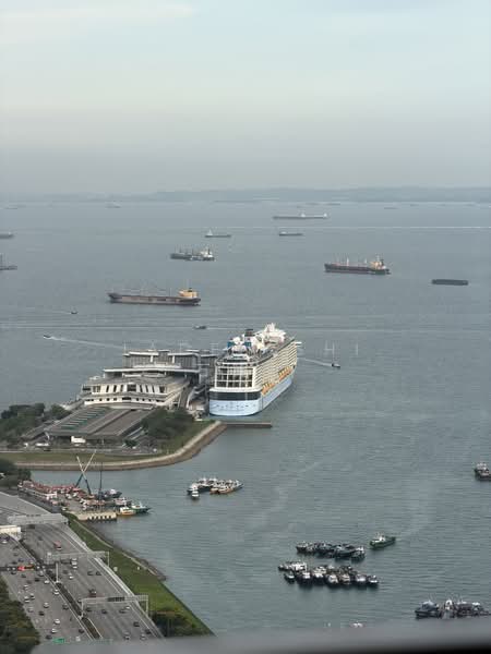 V on Shenton, 5 Shenton Way, 3 Bedrooms, 1,356 sqft, Condominium For Sale, by Jaden Shi 石英才, 500120871 - Exterior - PropertyGuru.com.sg