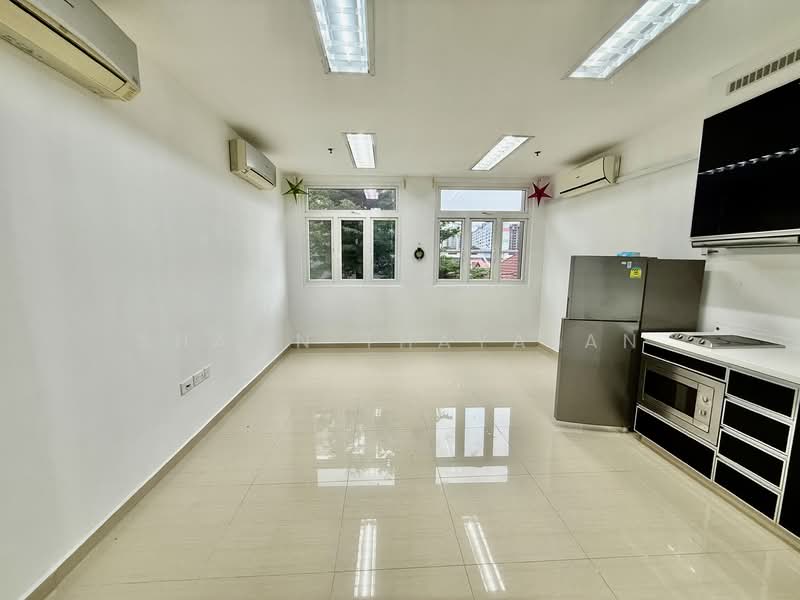 Soho Life, 216 Joo Chiat Road, 344 sqft, Office For Rent, by Shawn Thayalan, 500120875 - Kitchen - CommercialGuru.com.sg