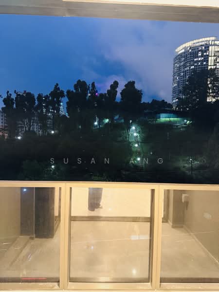The Landmark, 173 Chin Swee Road, 2 Bedrooms, 678 sqft, Condominium For Sale, by Susan Ang, 500120892 - Balcony - PropertyGuru.com.sg