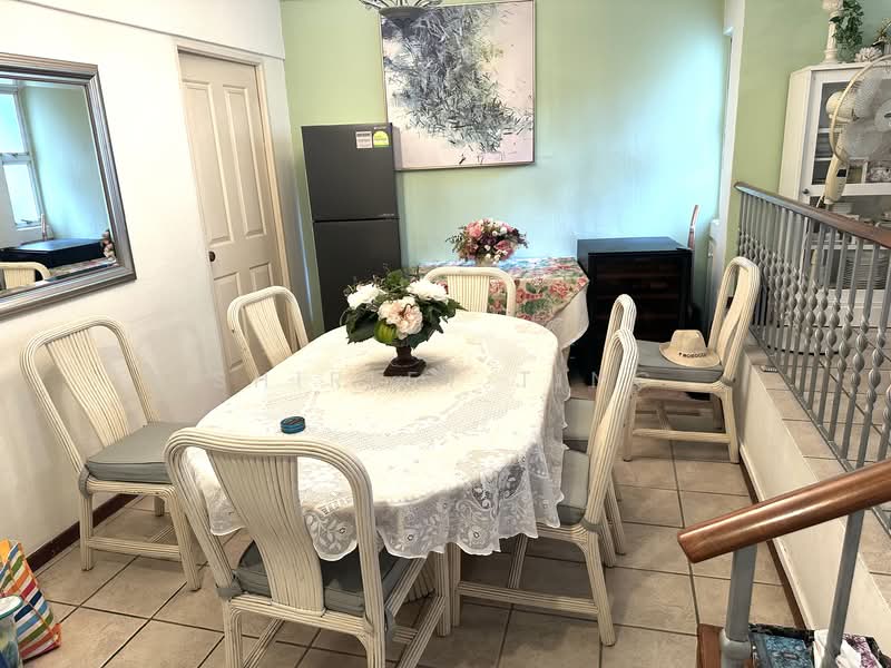 Pine Grove, 1A Pine Grove, 3 Bedrooms, 1,324 sqft, Condominium For Sale, by Shirley Ting, 500120896 - Dining Room - PropertyGuru.com.sg