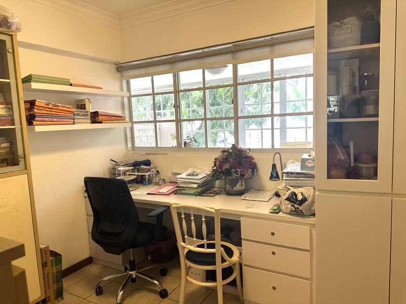 Pine Grove, 1A Pine Grove, 3 Bedrooms, 1,324 sqft, Condominium For Sale, by Shirley Ting, 500120896 - Study - PropertyGuru.com.sg