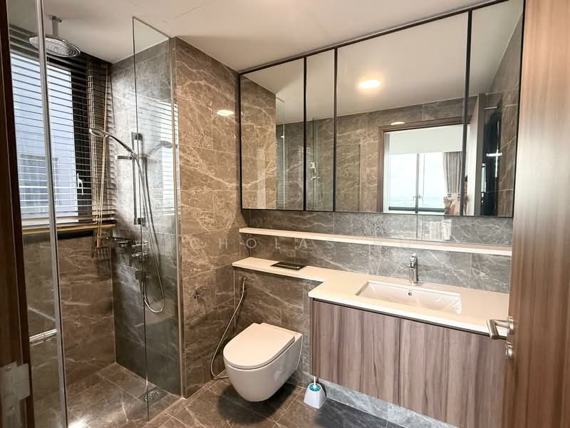 Lentor Modern, Lentor Central, 3 Bedrooms, 990 sqft, Condominium For Sale, by Nicholas Ho, 500120906 - Bathroom - PropertyGuru.com.sg