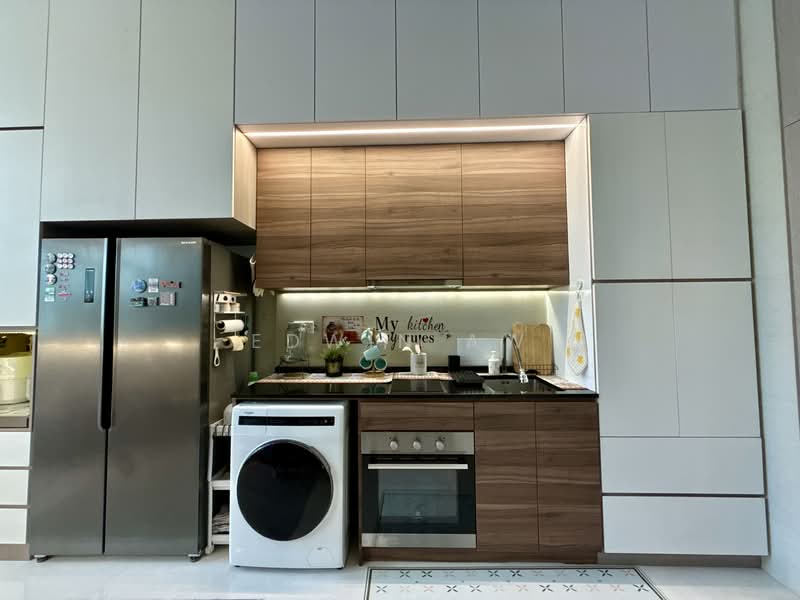 Jade Residences, 1 Lew Lian Vale, 2 Bedrooms, 614 sqft, Apartment For Sale, by Edwin Aw, 500120908 - Kitchen - PropertyGuru.com.sg