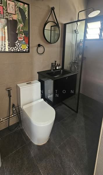 10E Bedok South Avenue 2, 10E Bedok South Avenue 2, 4 Bedrooms, 1,570 sqft, HDB Flat For Sale, by Winston Tan, 500120914 - Bathroom - PropertyGuru.com.sg