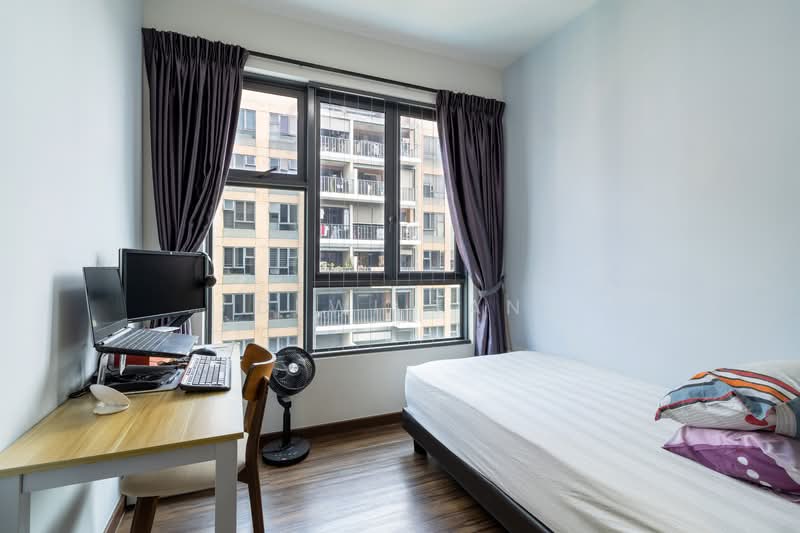 The Brownstone, 160 Canberra Drive, 3 Bedrooms, 990 sqft, Executive Condominium For Sale, by Dewi Tan, 500120916 - Bedroom - PropertyGuru.com.sg