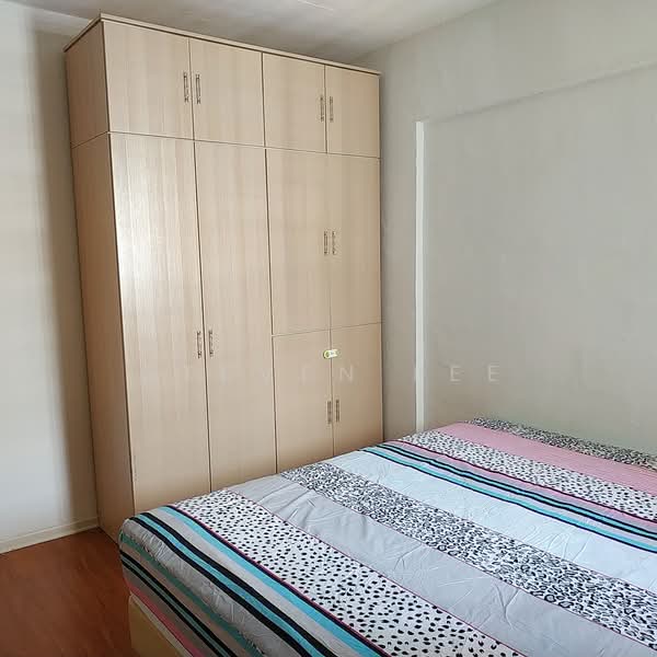 102 Bedok North Avenue 4, 102 Bedok North Avenue 4, 2 Bedrooms, 721 sqft, HDB Flat For Rent, by Steven Lee, 500120924 - Bedroom - PropertyGuru.com.sg