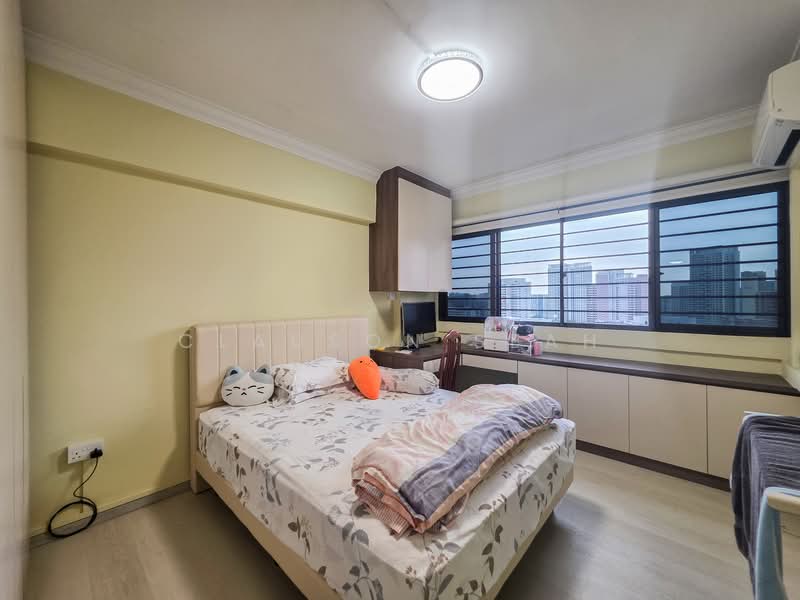 115 Bukit Batok West Avenue 6, 115 Bukit Batok West Avenue 6, 3 Bedrooms, 1,421 sqft, HDB Flat For Sale, by Clauson Seah, 500120934 - Bedroom - PropertyGuru.com.sg