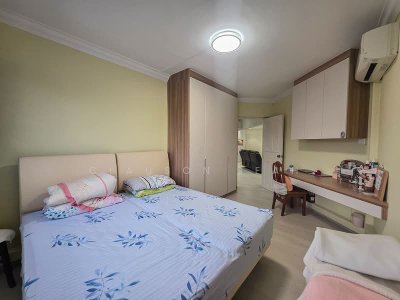 115 Bukit Batok West Avenue 6, 115 Bukit Batok West Avenue 6, 3 Bedrooms, 1,421 sqft, HDB Flat For Sale, by Clauson Seah, 500120934 - Bedroom - PropertyGuru.com.sg