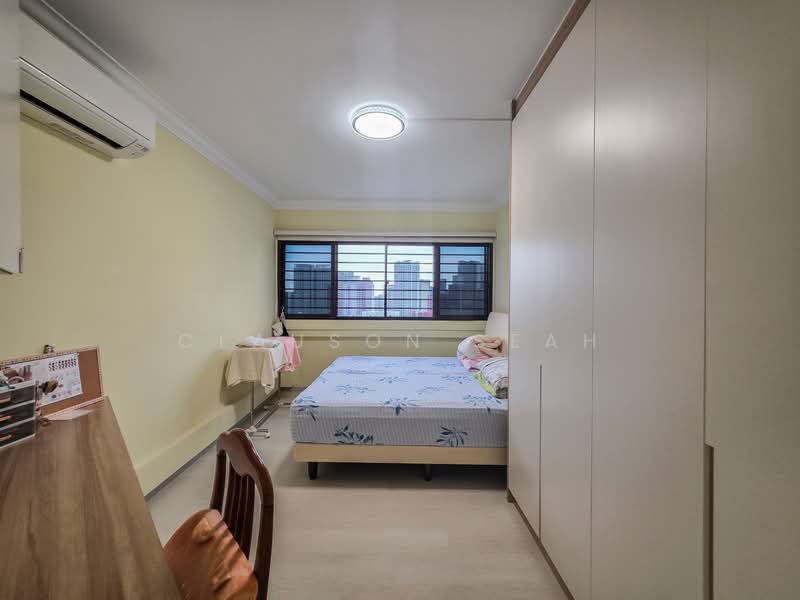 115 Bukit Batok West Avenue 6, 115 Bukit Batok West Avenue 6, 3 Bedrooms, 1,421 sqft, HDB Flat For Sale, by Clauson Seah, 500120934 - Bedroom - PropertyGuru.com.sg