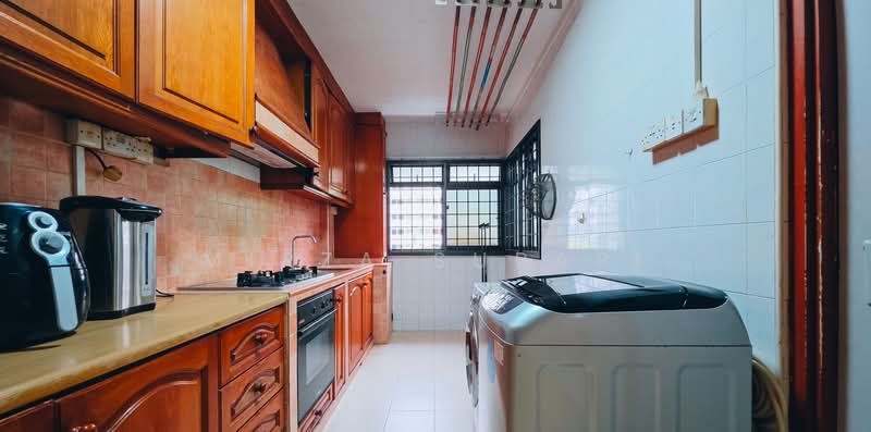 478 Sembawang Drive, 478 Sembawang Drive, 3 Bedrooms, 968 sqft, HDB Flat For Sale, by Mirza Subari, 500120959 - Kitchen - PropertyGuru.com.sg