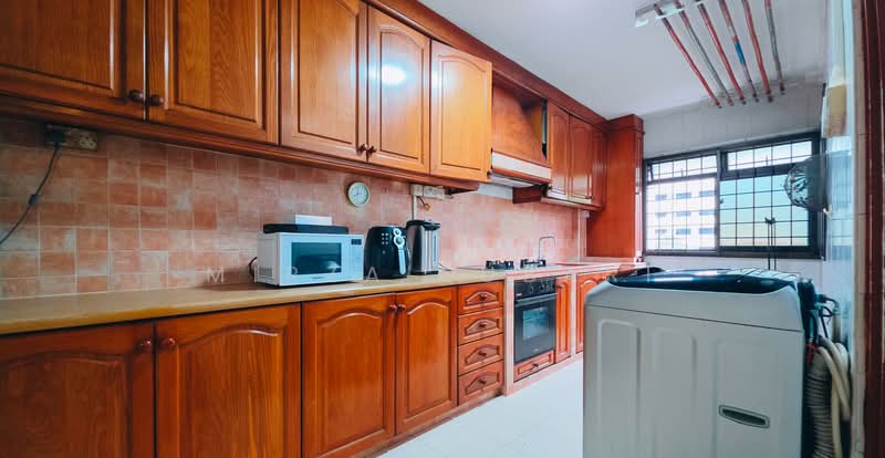 478 Sembawang Drive, 478 Sembawang Drive, 3 Bedrooms, 968 sqft, HDB Flat For Sale, by Mirza Subari, 500120959 - Kitchen - PropertyGuru.com.sg