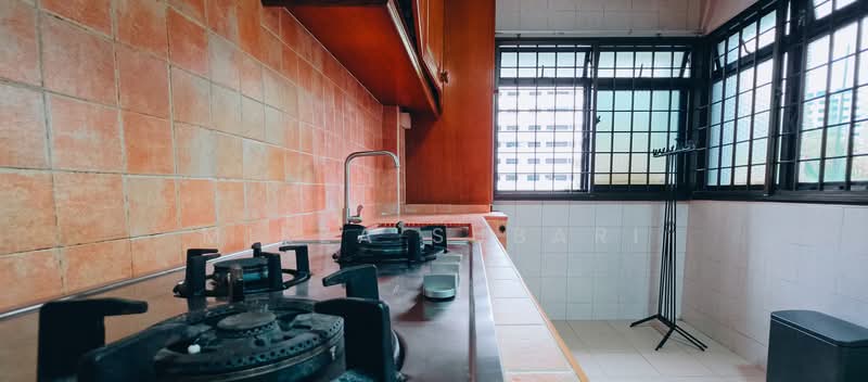 478 Sembawang Drive, 478 Sembawang Drive, 3 Bedrooms, 968 sqft, HDB Flat For Sale, by Mirza Subari, 500120959 - Kitchen - PropertyGuru.com.sg