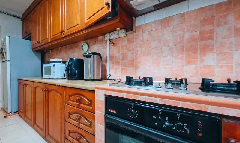 478 Sembawang Drive, 478 Sembawang Drive, 3 Bedrooms, 968 sqft, HDB Flat For Sale, by Mirza Subari, 500120959 - Kitchen - PropertyGuru.com.sg