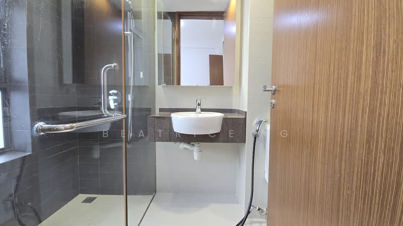 Jupiter 18, 18 Lorong 102 Changi, 2 Bedrooms, 624 sqft, Condominium For Sale, by Beatrice Ng, 500120970 - Master bathroom - PropertyGuru.com.sg