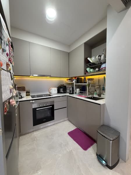 The Enclave Holland, 131 Holland Road, 3 Bedrooms, 1,388 sqft, Condominium For Sale, by Andy Tan, 500120974 - Kitchen - PropertyGuru.com.sg