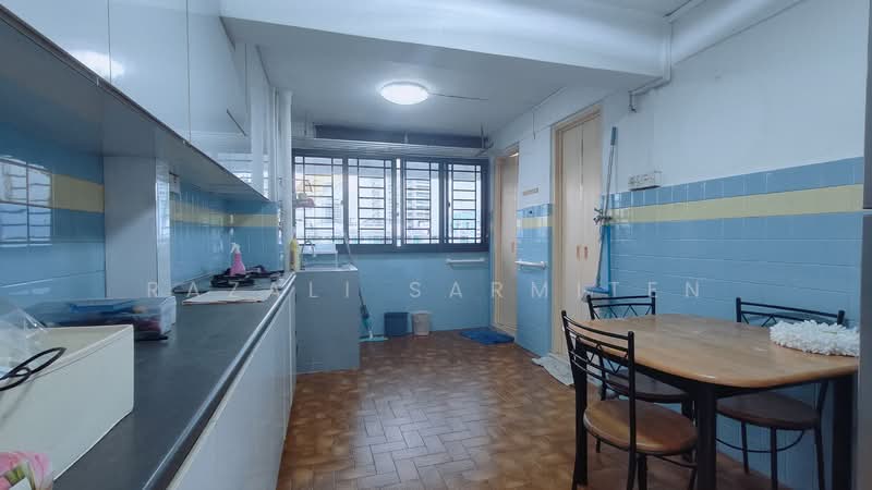 7 Marine Terrace, 7 Marine Terrace, 2 Bedrooms, 635 sqft, HDB Flat For Sale, by Razali Sarmiten, 500120977 - Kitchen - PropertyGuru.com.sg