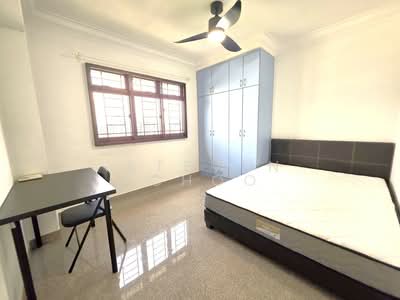 For Rent - 319 Hougang Avenue 5