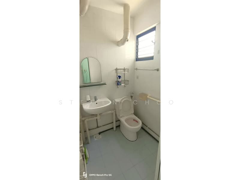 319 Hougang Avenue 5, 319 Hougang Avenue 5, Room Rental, 130 sqft, HDB Flat For Rent, by Steven Choo, 500120990 - Bathroom - PropertyGuru.com.sg