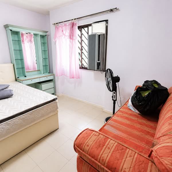 306 Hougang Avenue 5, 306 Hougang Avenue 5, 3 Bedrooms, 1,432 sqft, HDB Flat For Sale, by Ben Wong, 500120992 - Bedroom - PropertyGuru.com.sg