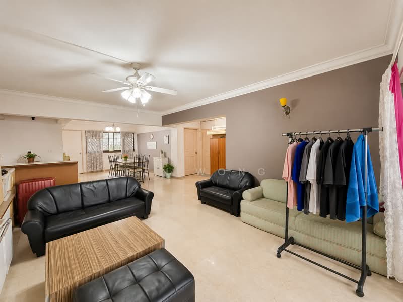 306 Hougang Avenue 5, 306 Hougang Avenue 5, 3 Bedrooms, 1,432 sqft, HDB Flat For Sale, by Ben Wong, 500120992 - Living Room - PropertyGuru.com.sg