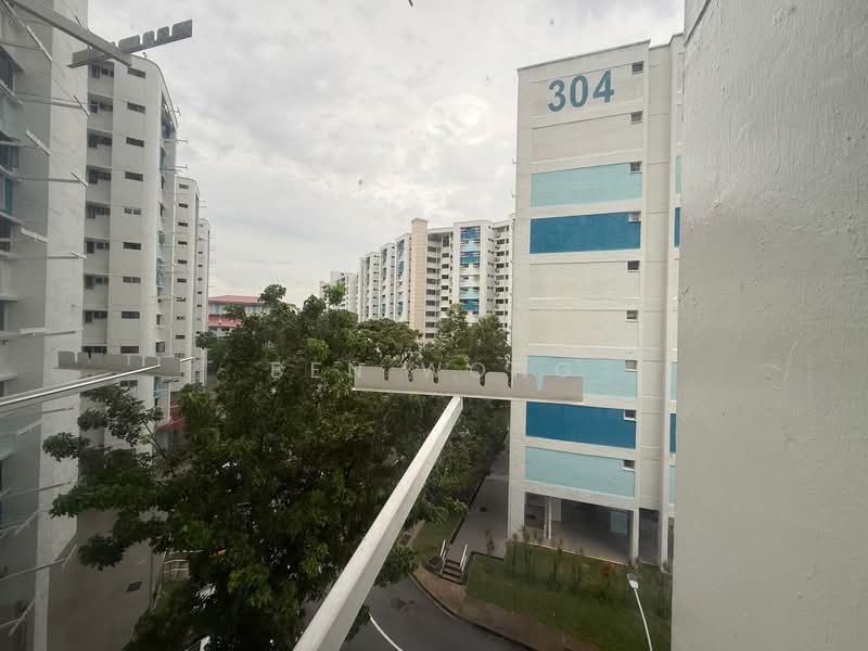 306 Hougang Avenue 5, 306 Hougang Avenue 5, 3 Bedrooms, 1,432 sqft, HDB Flat For Sale, by Ben Wong, 500120992 - Exterior - PropertyGuru.com.sg