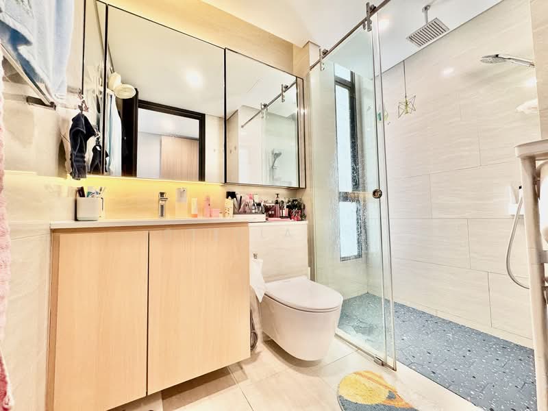 The Venue Residences and Shoppes, 12 Tai Thong Crescent, 3 Bedrooms, 1,130 sqft, Apartment For Sale, by Stella Ng, 500120994 - Bathroom - PropertyGuru.com.sg