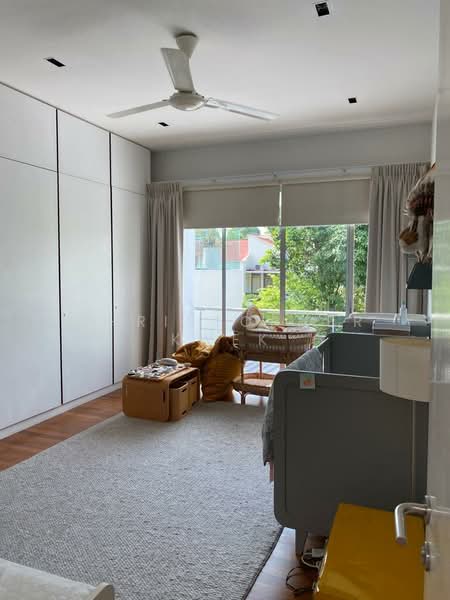 Garden View Estate, Conway Circle, 5 Bedrooms, 4,500 sqft, Semi-Detached House For Rent, by Christopher Kwek, 500120997 - Bedroom - PropertyGuru.com.sg