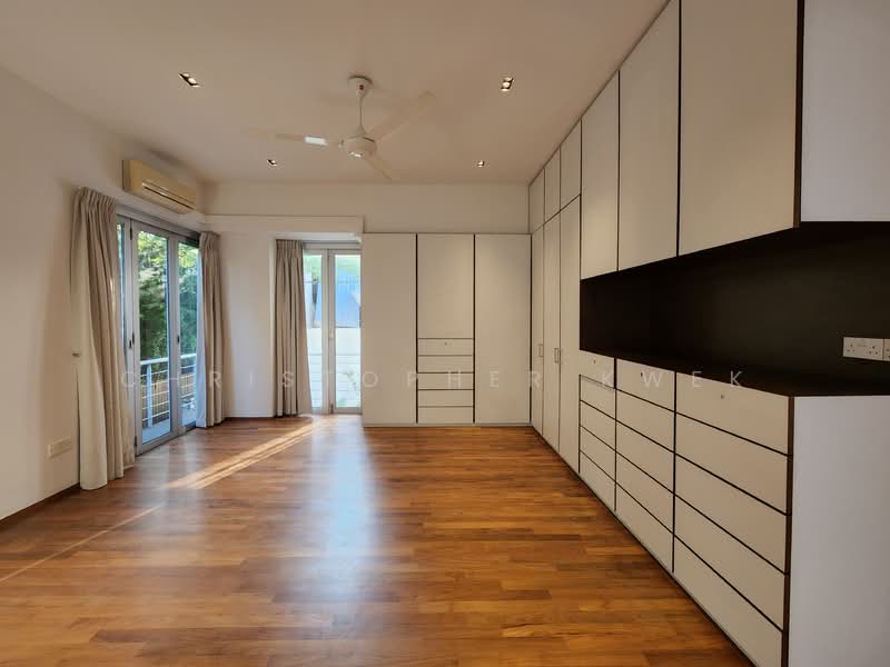 Garden View Estate, Conway Circle, 5 Bedrooms, 4,500 sqft, Semi-Detached House For Rent, by Christopher Kwek, 500120997 - Bedroom - PropertyGuru.com.sg