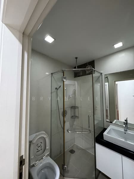 Sherwood Condo, 169 Jalan Jurong Kechil, 3 Bedrooms, 1,292 sqft, Condominium For Sale, by Bryan Lee, 500120998 - Bathroom - PropertyGuru.com.sg