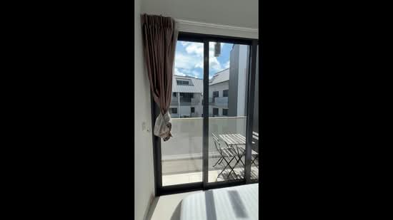 8 Farrer Suites, 8 Sing Joo Walk, Room Rental, 108 sqft, Apartment For Rent, by Young Chng, 500121000 - PropertyGuru.com.sg
