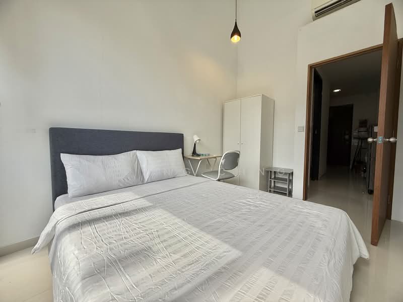 8 Farrer Suites, 8 Sing Joo Walk, Room Rental, 108 sqft, Apartment For Rent, by Young Chng, 500121000 - PropertyGuru.com.sg