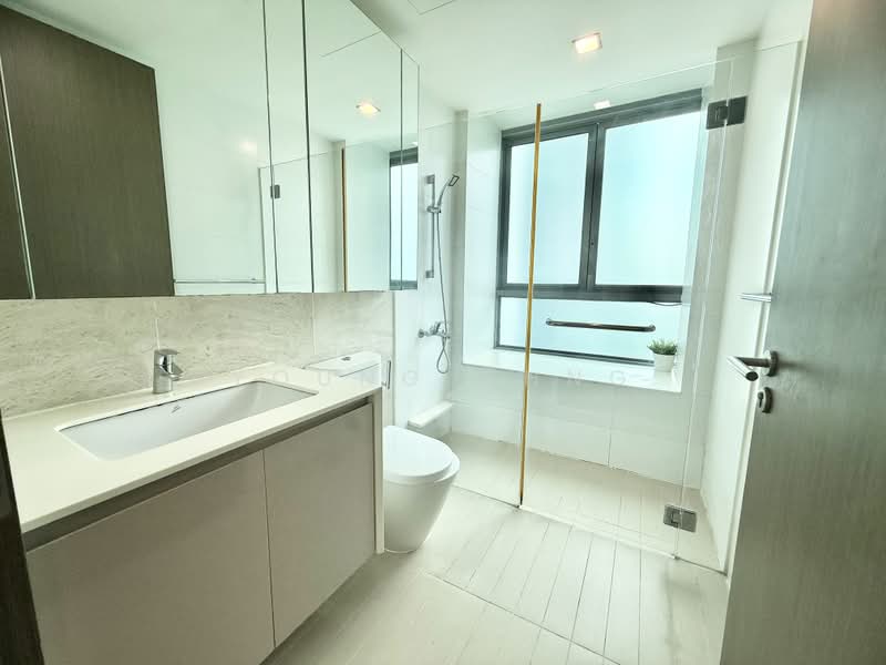 Hundred Trees, 83 West Coast Drive, Room Rental, 200 sqft, Condominium For Rent, by Young Chng, 500121012 - Bathroom - PropertyGuru.com.sg
